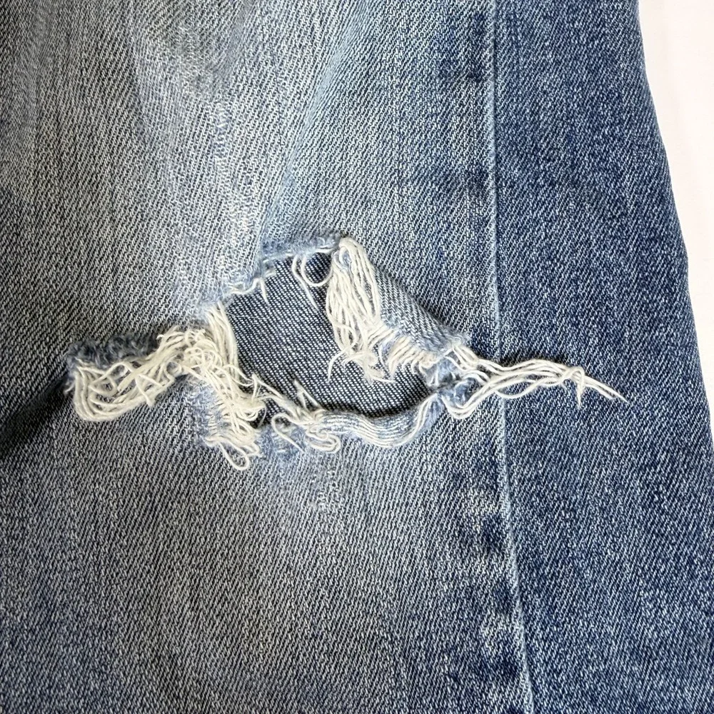 Levi's 505 Jeans Mens 36x32 Blue Denim Faded Distressed Boho Streetwear Grunge